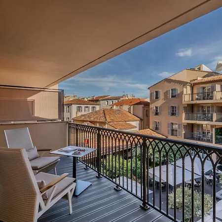 Готель De Paris