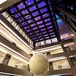 De Paris Hotel