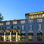 De Paris Saint-Tropez