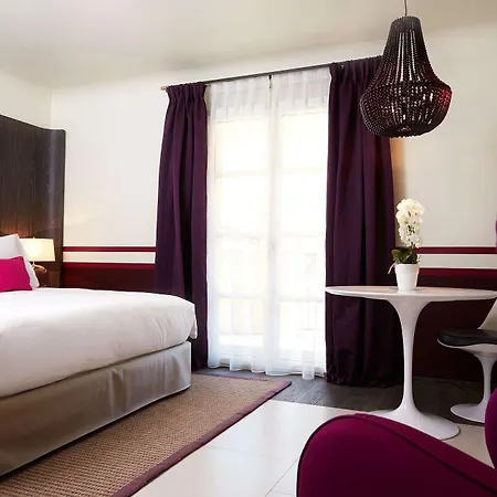 Ξενοδοχείο De Paris 5*