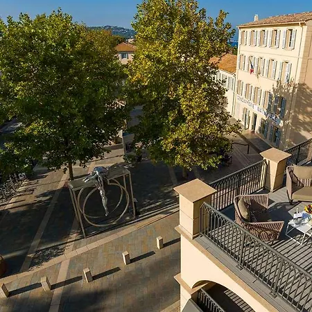 دو باريس سانت-تروبيه 5* سان تروبيه