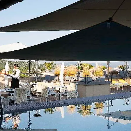 De Paris Hotel 5*